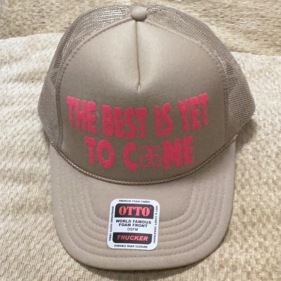 😎NWT Baseball Hat “The Best is Yet to Come”Fun to Wear 😎 - Picture 1 of 8